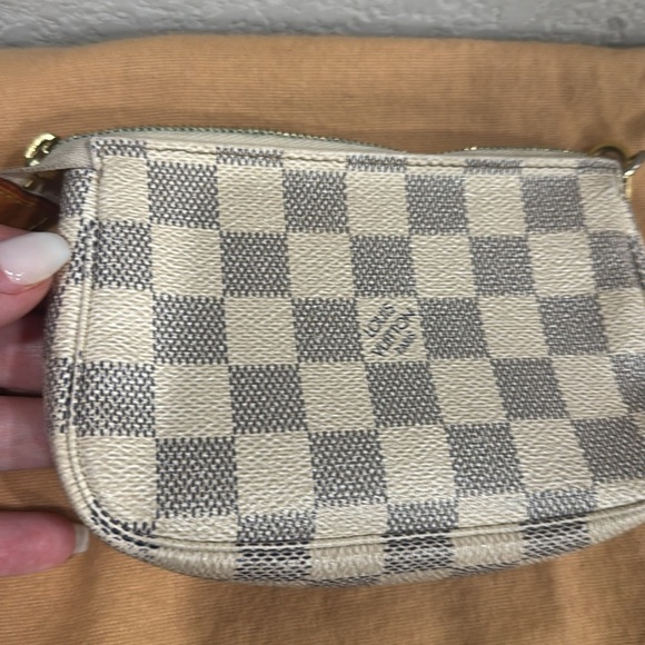 Authentic Louis Vuitton Damier Azur Canvas Mini Accessories Pochette - Picture 11 of 15